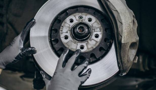 brake-repair-services-in-gilbert-standard
